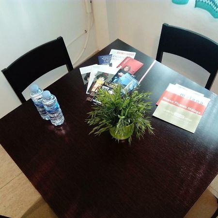 Apartamento Dos Aceras มาลากา ภายนอก รูปภาพ