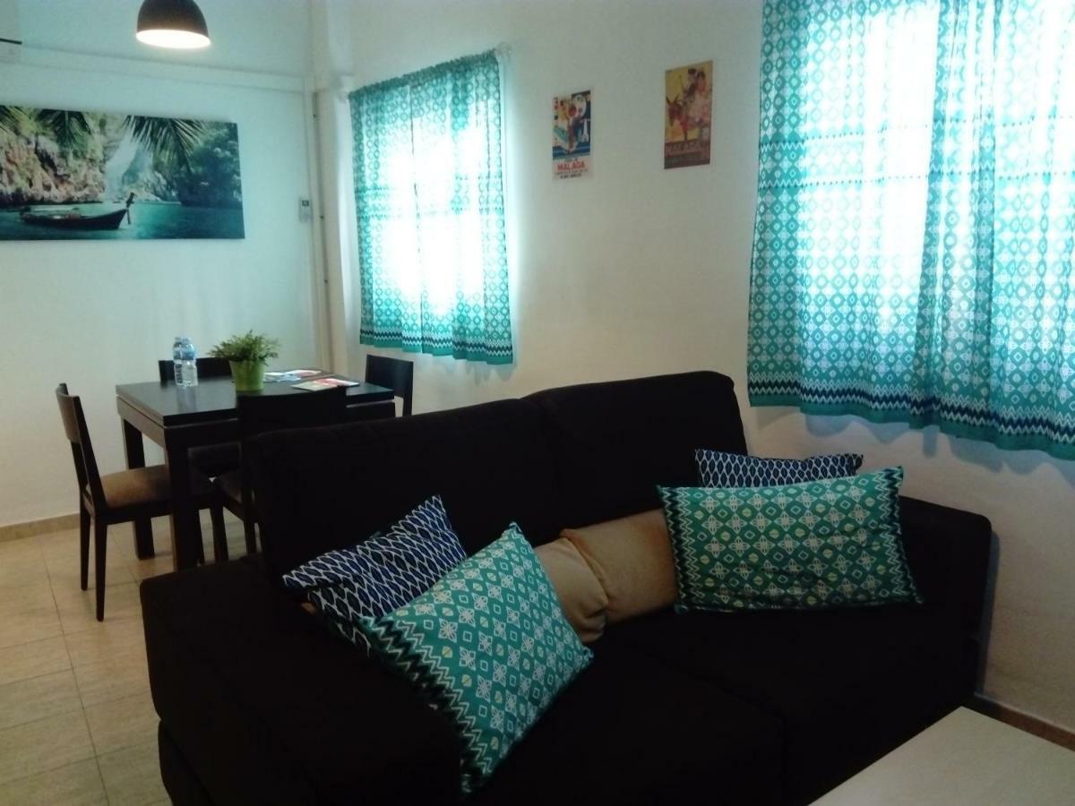 Apartamento Dos Aceras มาลากา ภายนอก รูปภาพ
