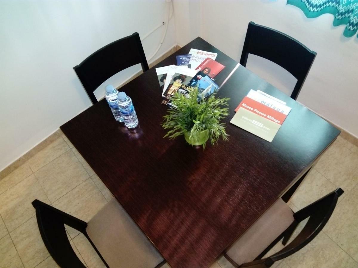 Apartamento Dos Aceras มาลากา ภายนอก รูปภาพ