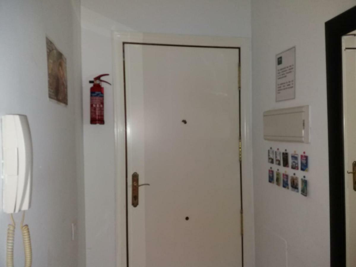Apartamento Dos Aceras มาลากา ภายนอก รูปภาพ